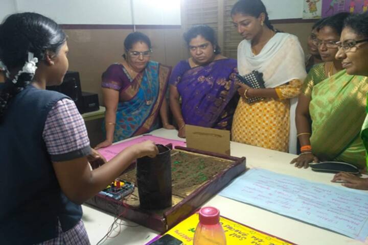 Moongibai Goenka Girls Higher Secondary School-Science Exhibition