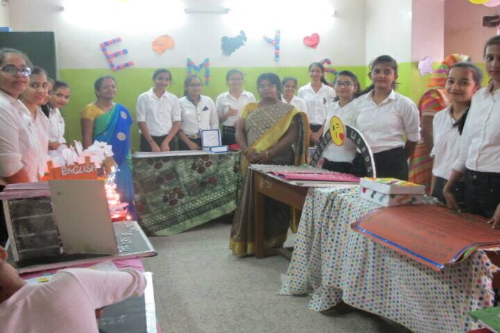 Shri Sanatana Dharma Vidyalaya Matriculation Higher Secondary School-School Exhibition