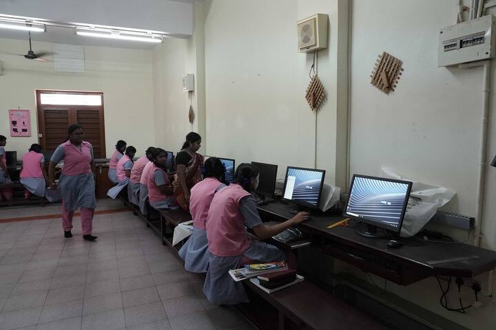 Sri Ramakrishna Math Vivekananda Centenary Girls Higher Secondary School-IT Labs