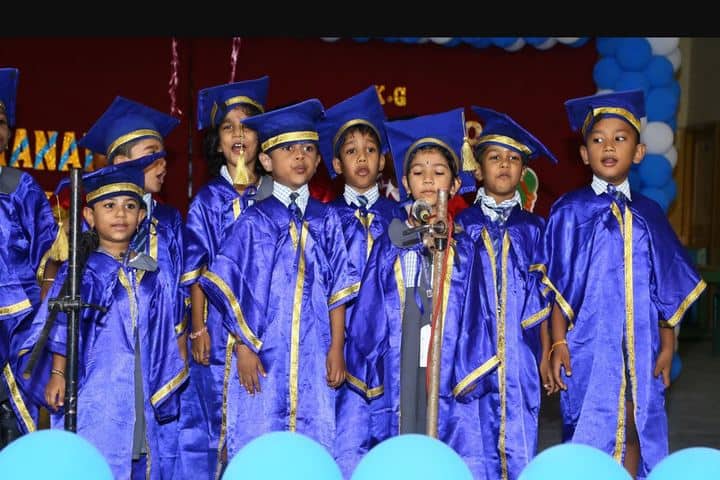 Sri Sayee Vivekananda Vidyalaya Matriculation Higher Secondary School-Graduation Ceremony