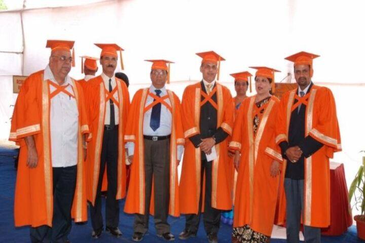 Bharati Vidyapeeth Pre Primary School English Medium-Convocation