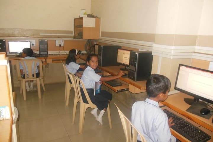 Smt Radhabai Shinde English Medium School- Computer Lab