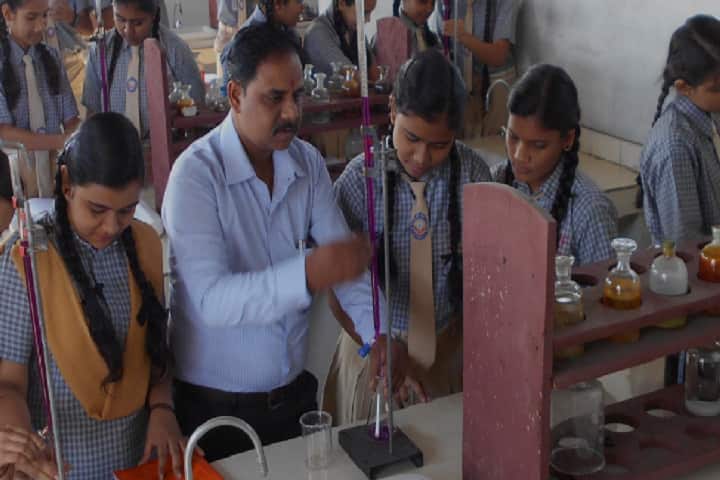 Jatan Devi Daga Higher Secondary School-Lab1