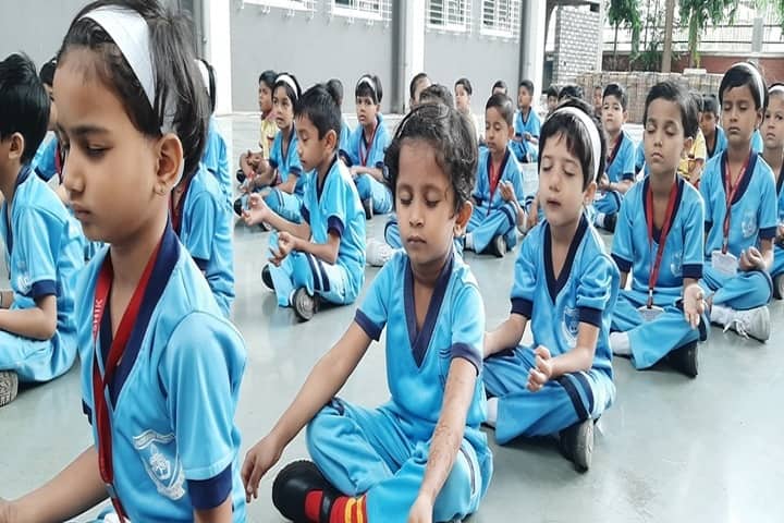 Guru Gobind Singh Public School-Yoga