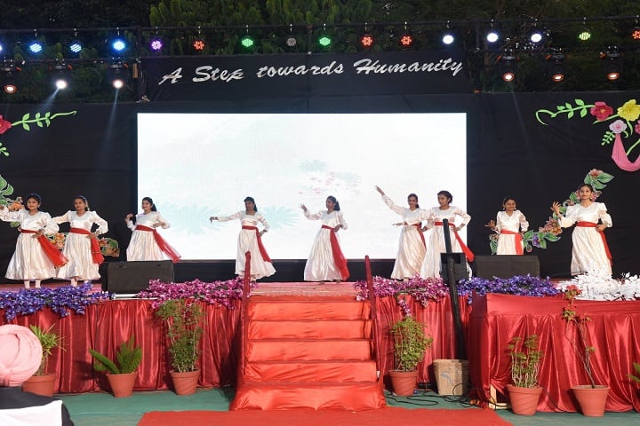 St Patricks Convent High School-Group Dance