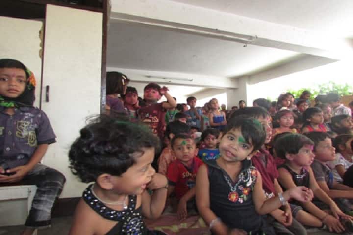 Tip Top Convent School-Holi Celebration