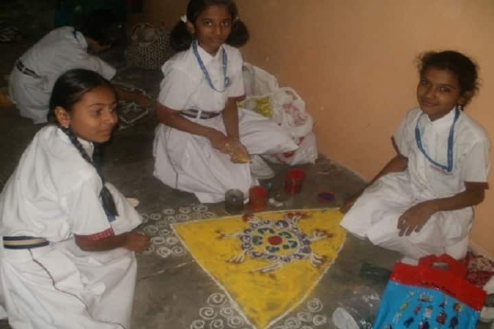 Tip Top Convent School-Rangoli Competition