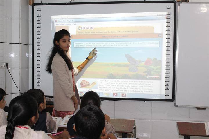 Divine English School-Seminar