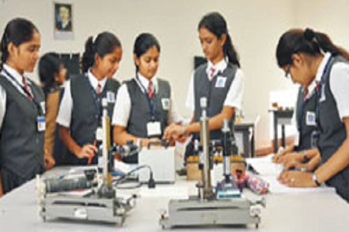 Sanskar Bharti Vidhyalaya-Physics Lab