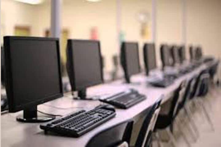 Fertilizer Nagar School-Computer Labs