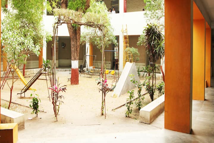 Fertilizer Nagar School-Kindergaten