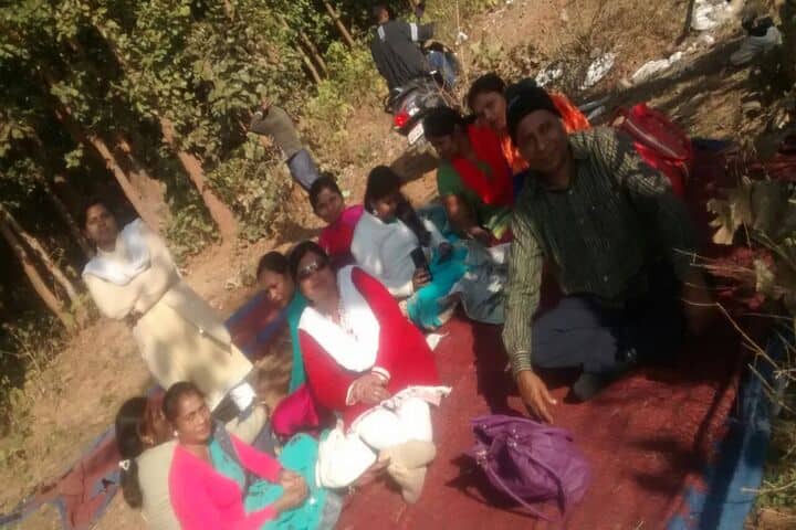 Swarna Rekha Public School-Picnic