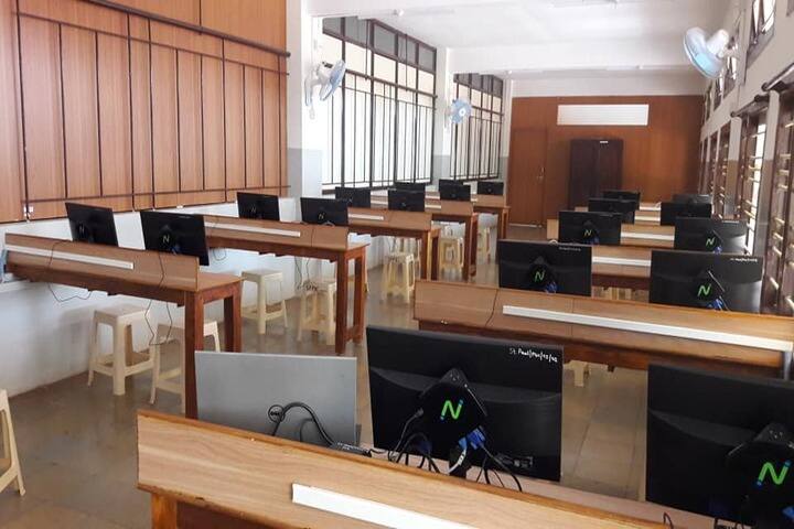 St Pauls High School-Computer Lab