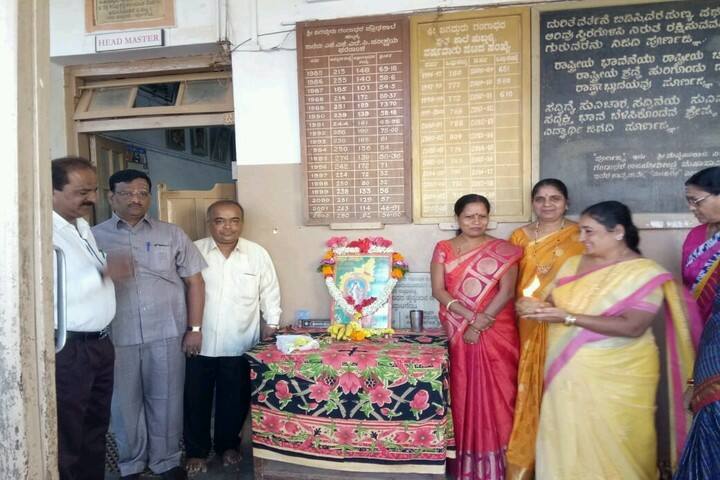Shri Jagadguru Gangadhar High School-Festival Celebration