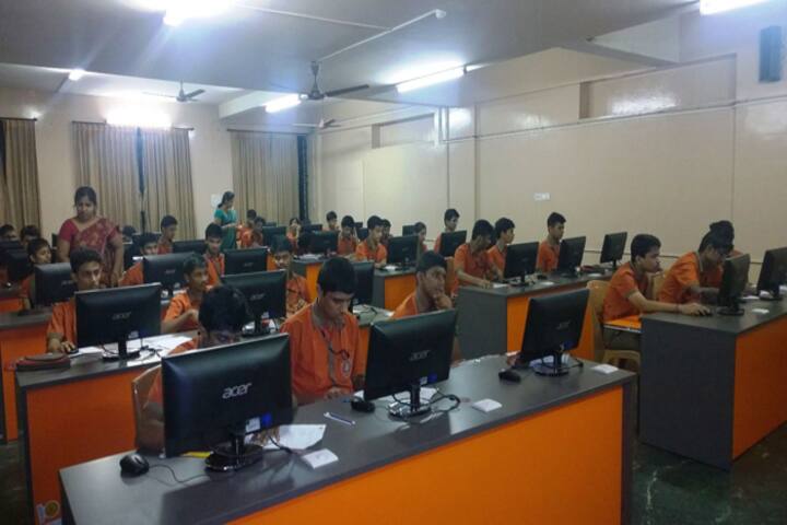 Expert Pre-University College-IT-Lab