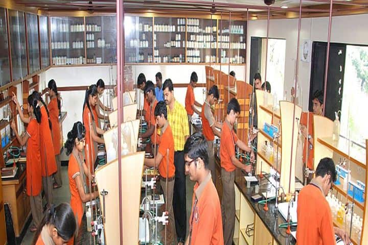 Expert Pre-University College-Laboratory