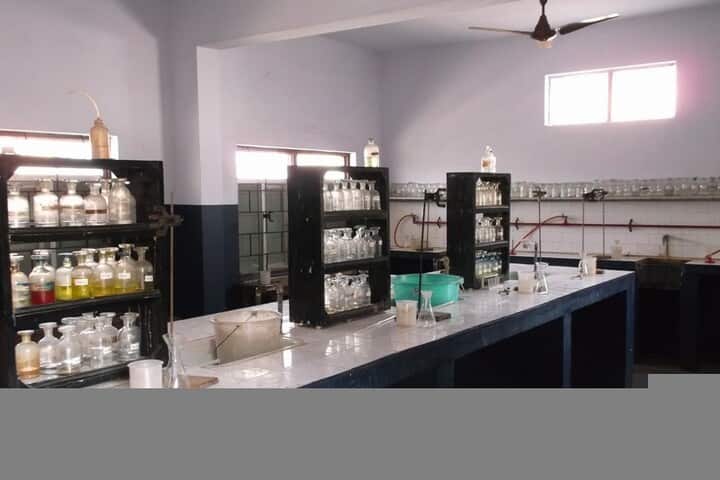 Ideal Higher Secondary School-Chemistry-Lab