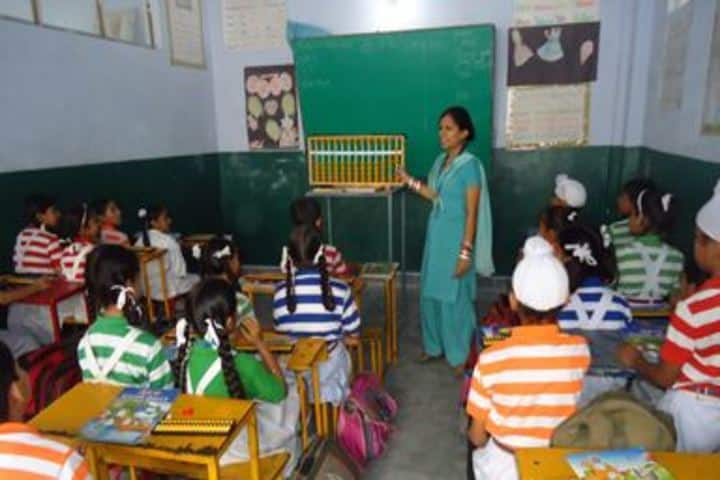 Shiksha Niketan Senior Secondary School-Classroom