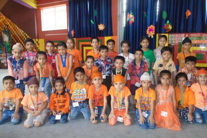 Shiksha Niketan Senior Secondary School-Students