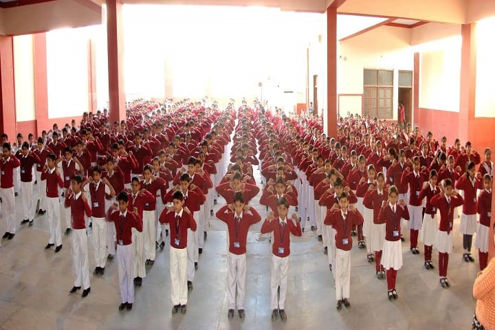 Pink Model School-Yoga