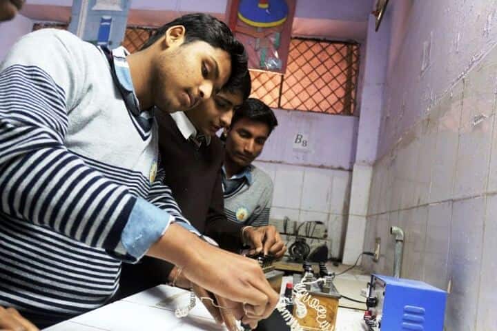 Maharishi Gautam Senior Secondary School-Electrical-Lab