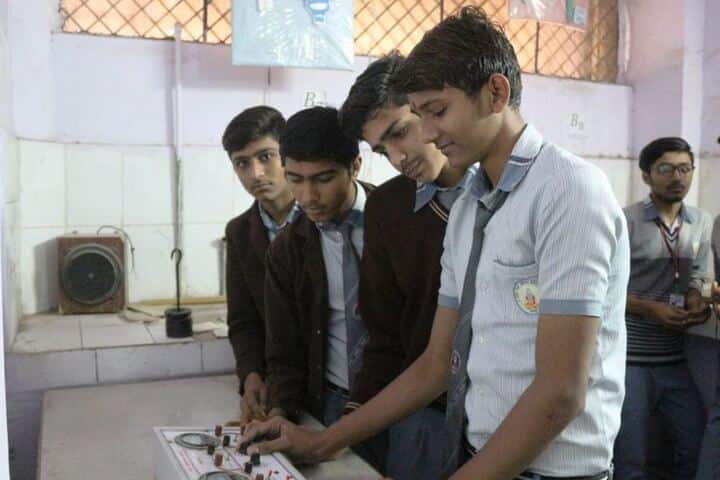 Maharishi Gautam Senior Secondary School-Electronics-Lab