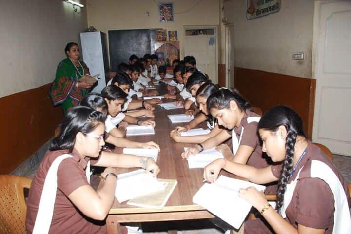 Maharishi Gautam Senior Secondary School-Library