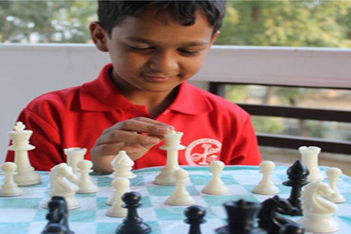R K Public Senior Secondary School-Games