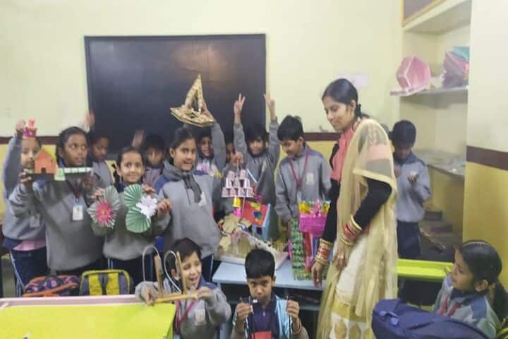 New R K Public School-Art and Craft