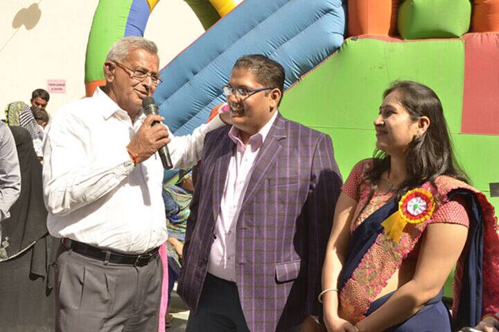 New R K Public School-Guest