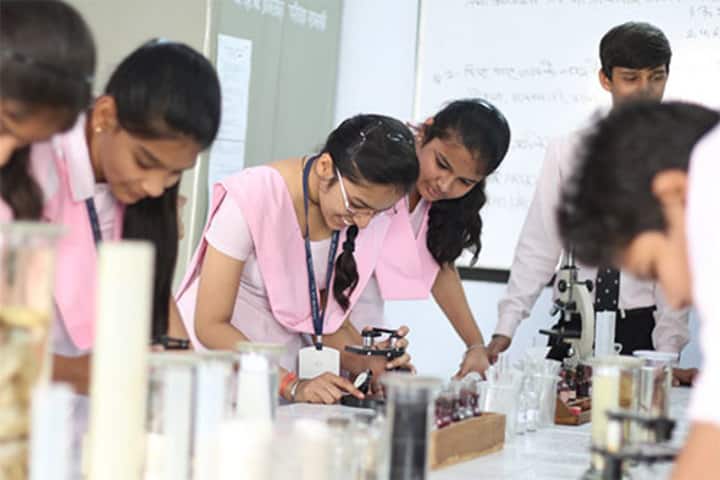 Mayank Senior Secondary School-Laboratory