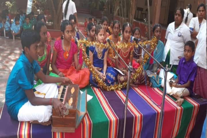 Geethanjalee Matriculation Higher Secondary School-Music