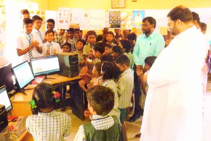 Lisieux Matriculation Higher Secondary School-Computer Lab
