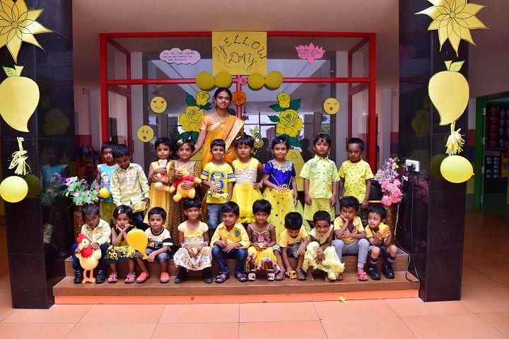 Palaniappa Matriculation Higher Secondary School-Yellow Day Celebration