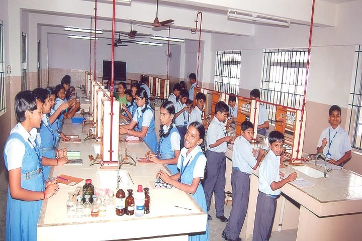 GR Damodaran Matriculation Higher Secondary School-Chemistry Lab