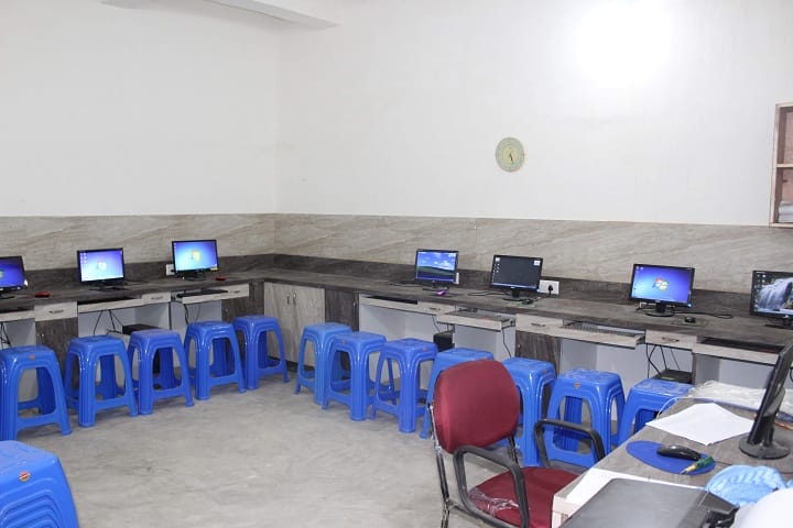 JAY BHARAT ENGLISH MEDIUM SCHOOL-computer lab