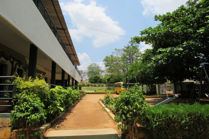 Sri Paramahamsa Vidyaniketana school-School Area