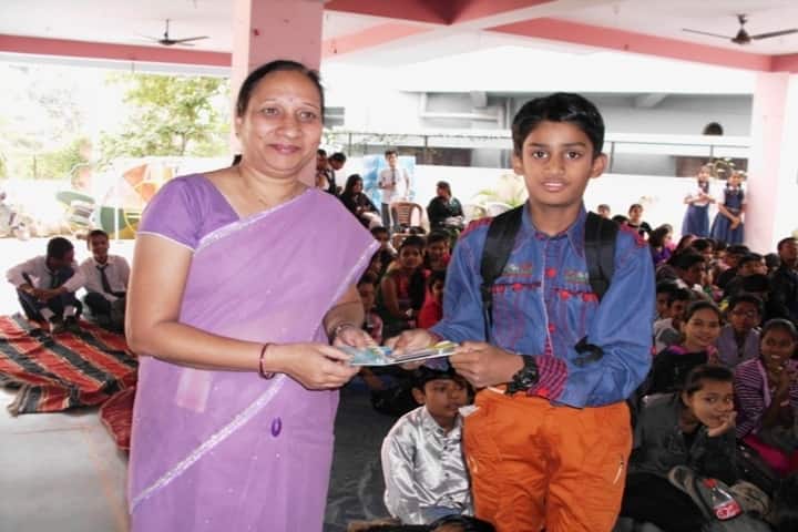 Little Angels Convent Higher Secondary School-Teachers Day