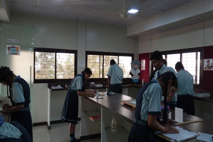 Chandresh Lodha Memorial School-Chemistry Lab