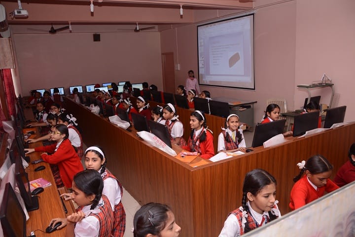 Royal Girls High School-Computer Labs