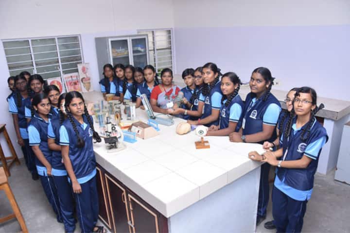 Amudham Matriculation Higher Secondary School-Biology Lab