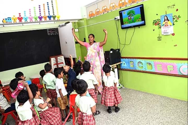 Little Diamond Matriculation School-Kids Classroom