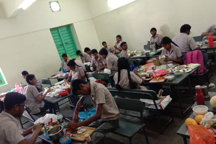 GRG Matriculation Higher Secondary School-Cooking Activity