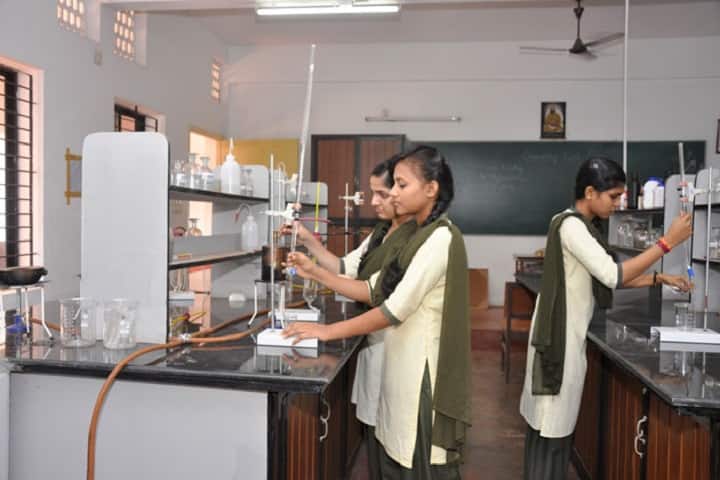 Shree Bharathi PU College-Chemistry Lab