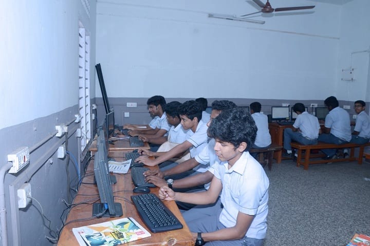 Chinmaya Vidyalaya-Language Lab
