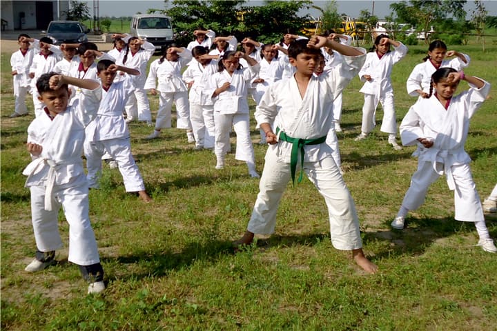 Tripada Gurukulam-Karate