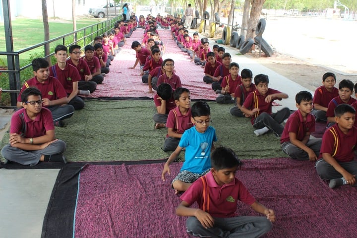 Tripada Gurukulam-Yoga