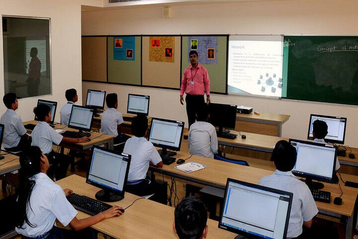 Amity International School-Smart Classroom