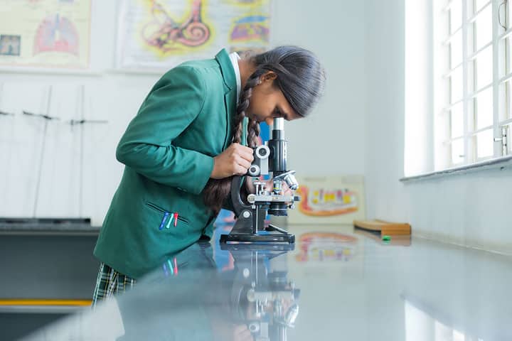 Delhi Public World School-Biology Lab
