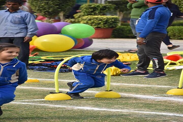 Kunskapsskolan Lucknow-Games